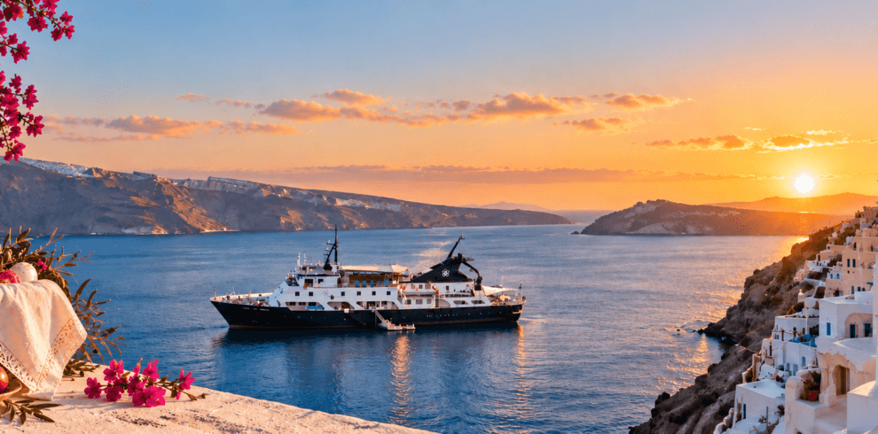 Easter cruise in Greece through the Greek islands aboard Elysium