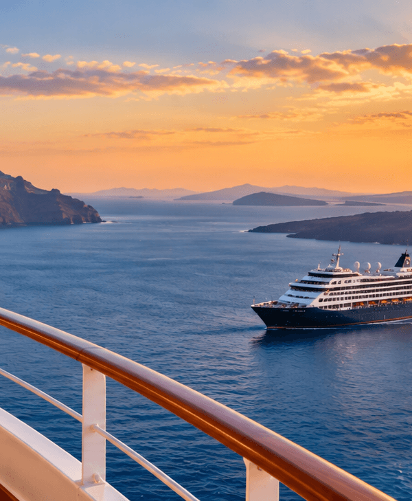Cyclades cruise in Greece aboard Elysium